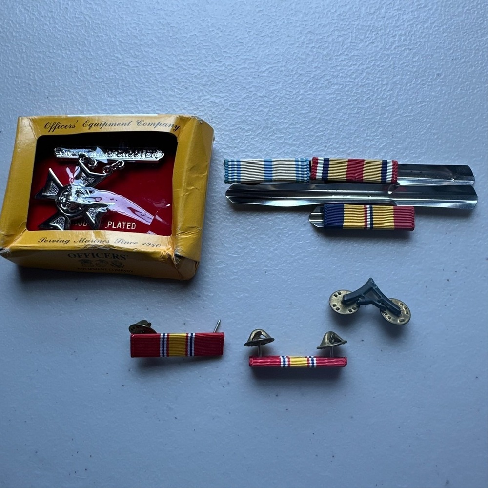 USMC Medal & Ribbon Lot – Pins, Badges, Combat Action, National Defense